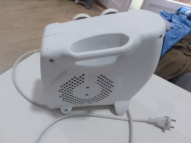 Calefactor EDM Warmhome 2000W Blanco