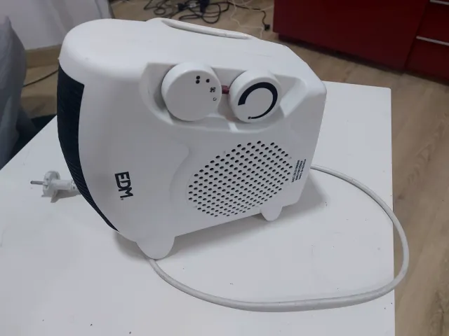 Calefactor EDM Warmhome 2000W Blanco