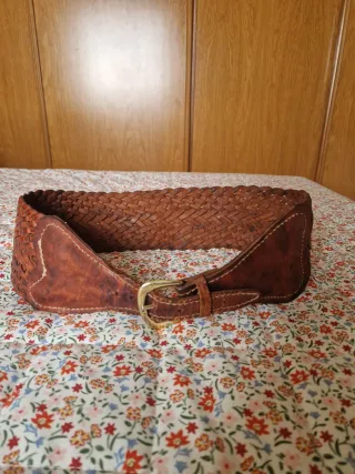 Cinturón ancho cuero trenzado