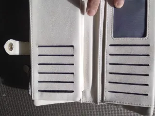 Billetero suave blanco crudo