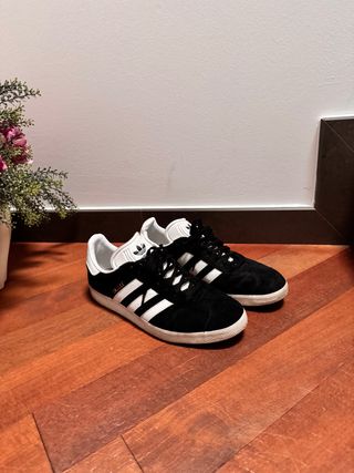 Adidas Gazelle nere taglia 43 1/3