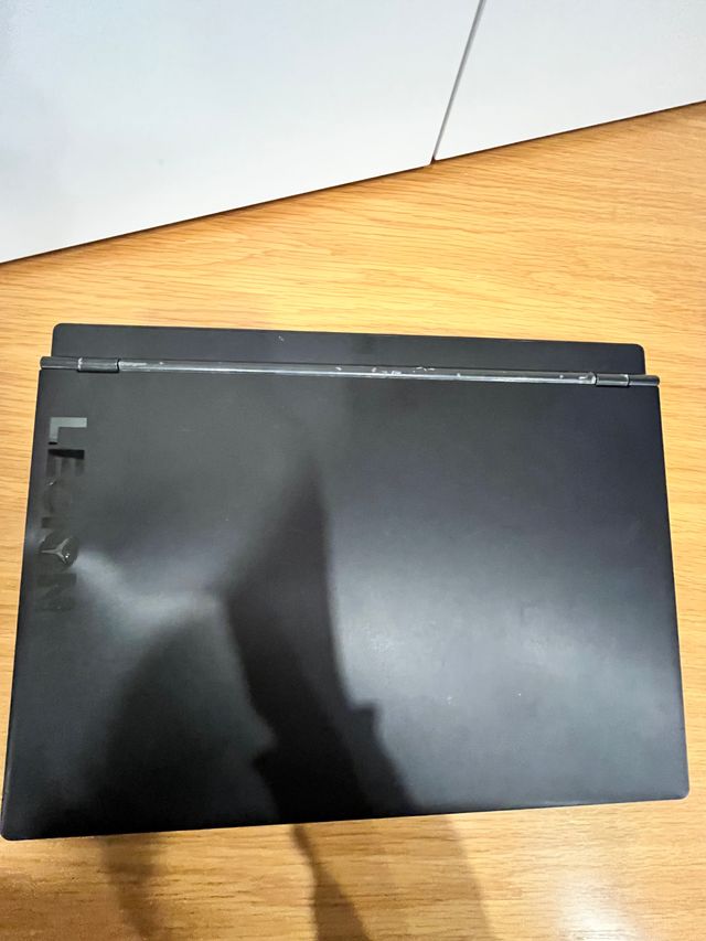 Portátil Gaming Lenovo Legion Y540