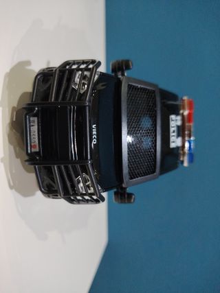 Furgone polizia in metallo