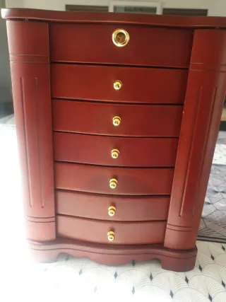 Joyero grande de madera