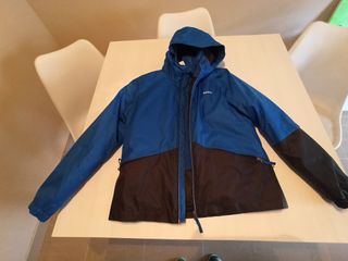 Chaquetón invierno Wedze. Talla 12 años.