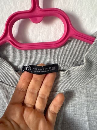 Blusa Zara gris talla S