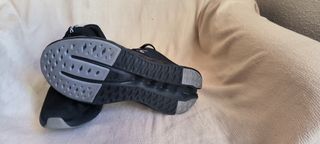 Zapatilla On Negra y Gris