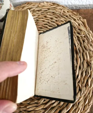 Libro antiguo “Quinzaine de Pâques” – 1862, Tours