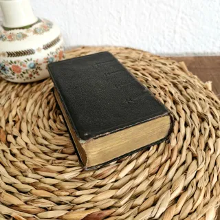 Libro antiguo “Quinzaine de Pâques” – 1862, Tours