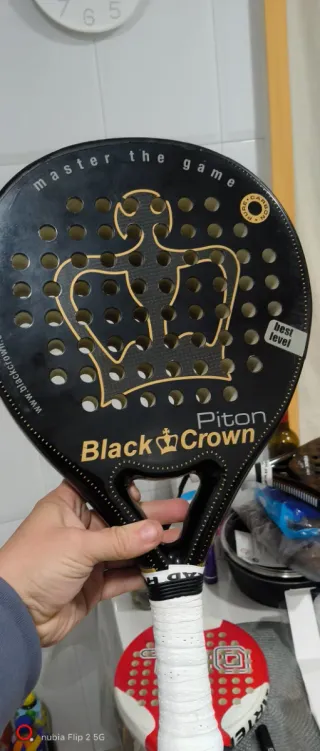 Palas de pádel variadas desde 80€