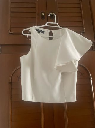 Blusa elegante blanca