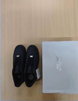 Nike Air Force nere, taglia 43