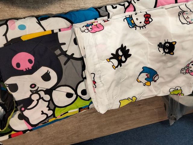 Conjunto de edredons e lençóis Hello Kitty & Friends 