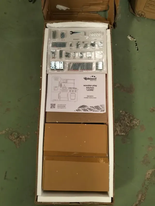 Robincool Leire Cozinha infantil em madeira rosa