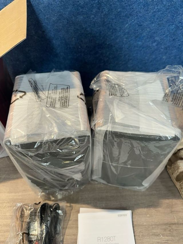 Colunas de estante ativas Edifier R1280T