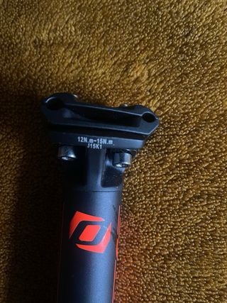 Tija Syncros FL25 MTB Negra/ Naranja