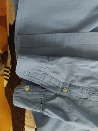 Camisa Bershka cuello mao manga larga azul