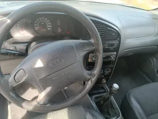 KIA Shuma 2001