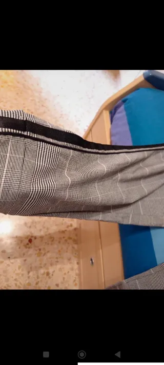 Pantalón Zara Cuadros Gris y negro ,Talla L