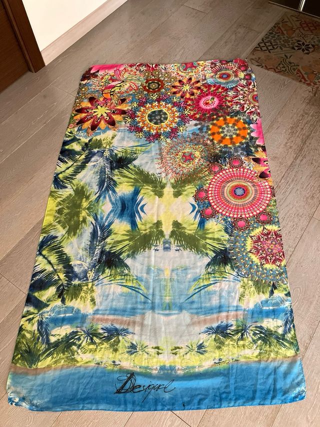 Pareo Desigual Multicolor Talla Única