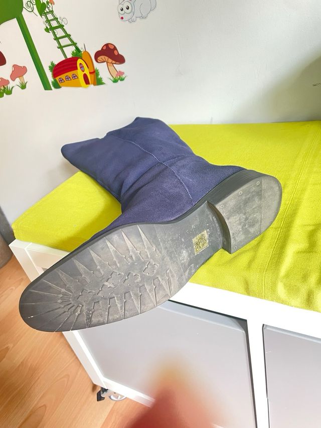 Botas altas ante azul marino talla 40