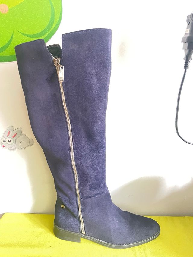 Botas altas ante azul marino talla 40