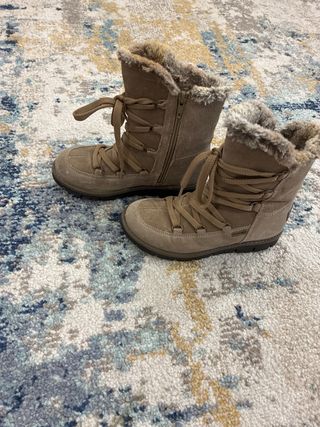 Botas niña pelo beige/marrón