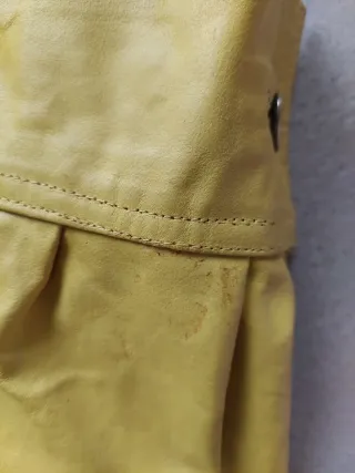 Giubbotto donna in pelle  giallo