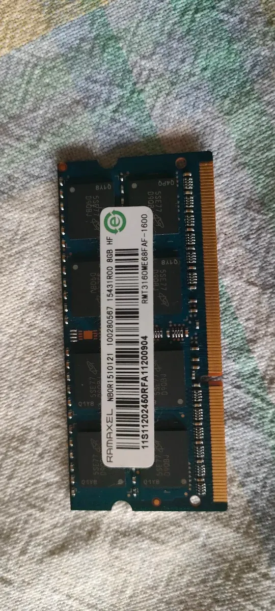 Módulo RAM DDR3 8GB/PCR/1600mhz.