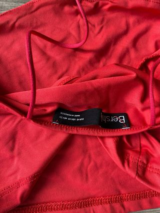 Conjunto 4 Tops para adolescente.  Bershka