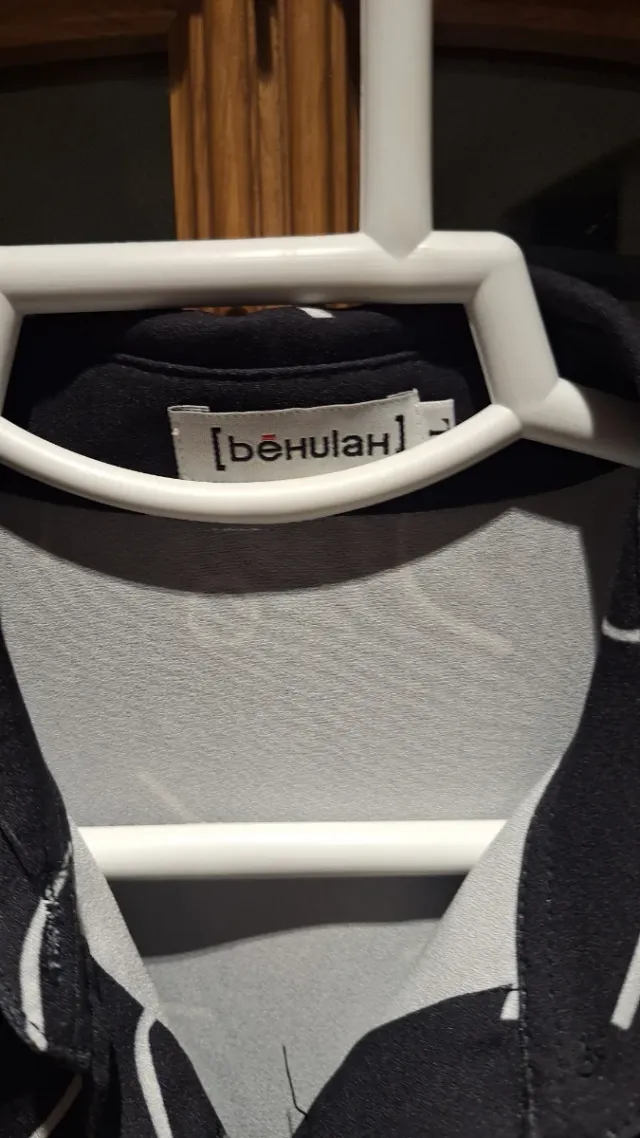 Vestido estampado geométrico negro