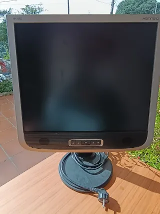 Pantalla Hanns G HN195D