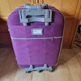 Maleta Alexander Milano Morada