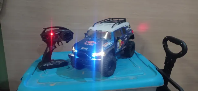 Crawler RC 1/10 HB ZP Toyota FJ Cruiser