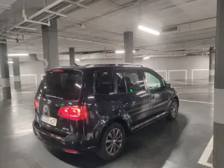Volkswagen Touran 2011