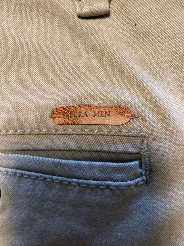 Pantalón chino Sfera verde oliva