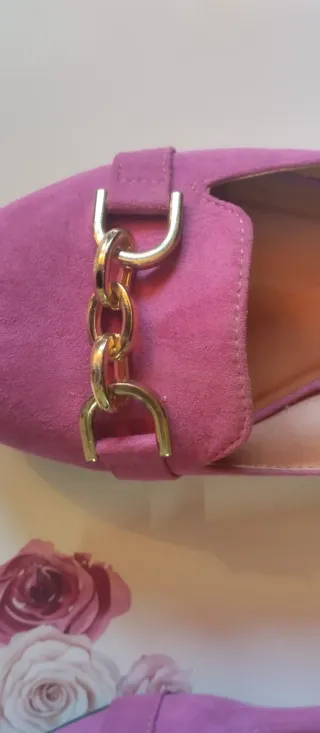 Bailarinas de  ante  con detalle dorado