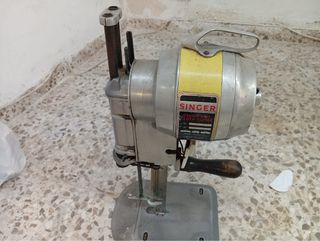 Máquina de corte SINGER tela