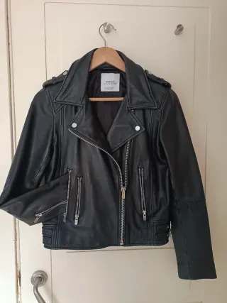 Chaqueta cuero Mango negra