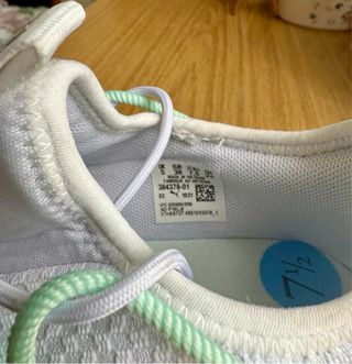 Zapatillas Puma Blancas y Verdes