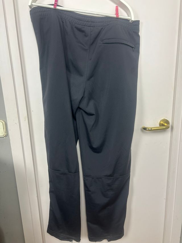 Pantaloni sportivi Nike Solo Swoosh blu ricamati retrò