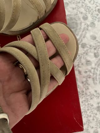 Zapatos de tacón ancho 