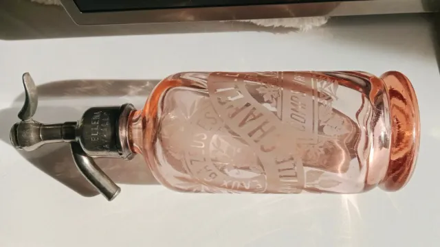 Pequeño Sifón Francés 1/2L Rosado. CAVAILLON.