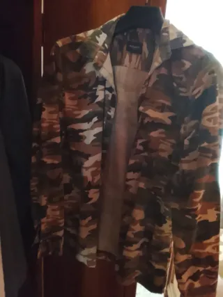 Camisa Camuflaje Pull&Bear Talla M