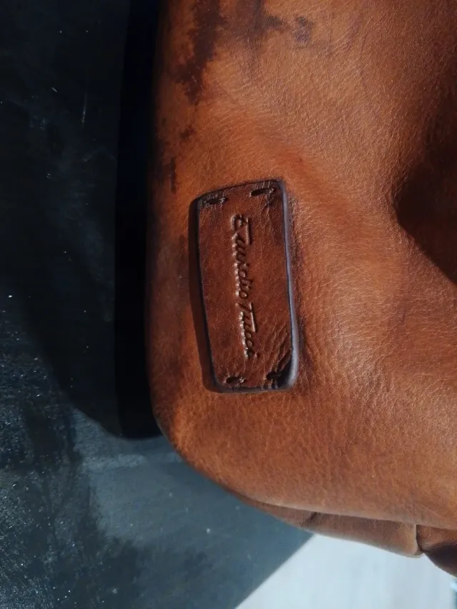 Bolsa em pele castanha