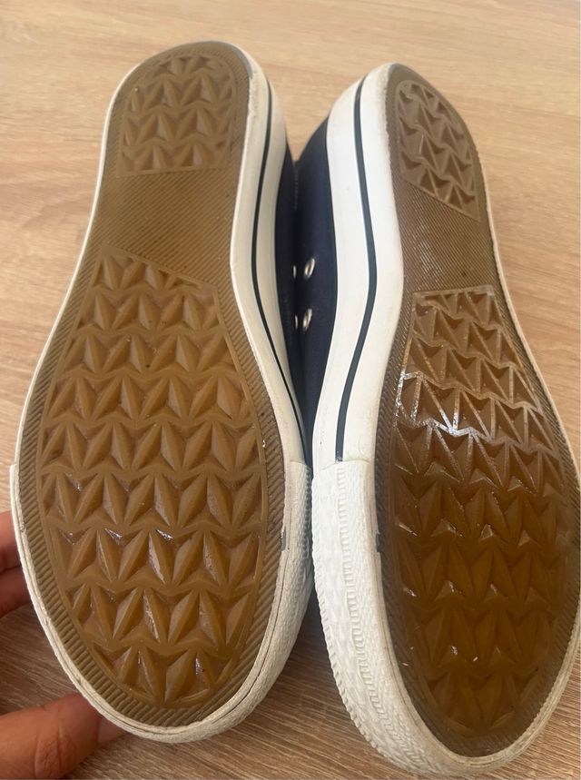 Lote 2 pares Zapatillas estilo Converse Talla 39