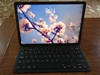 Tablet Galaxy Tab S9 FE + Funda Teclado