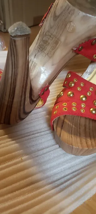 Zoccoli estivi donna legno e pelle