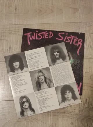 Vinile Twisted Sister "Come Out and Play"