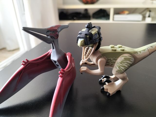 LEGO Jurassic World Raptor y Pteranodon
